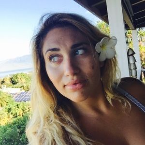 Meet your Posher, Shontay